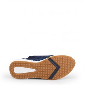 U.S. Polo Assn.