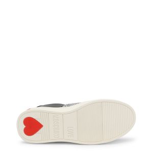 Love Moschino